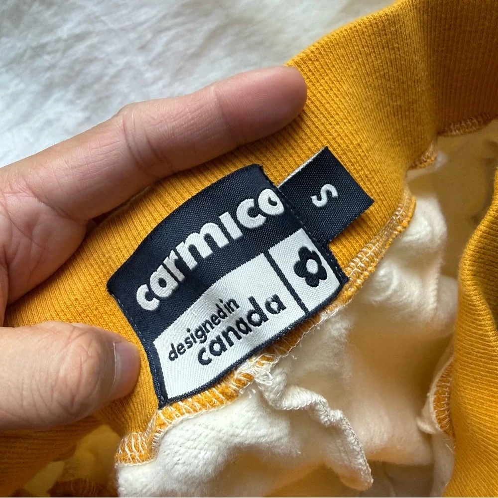 CARMICO cream cotton terry striped fruit athletic cropped jogger sweat pants‎